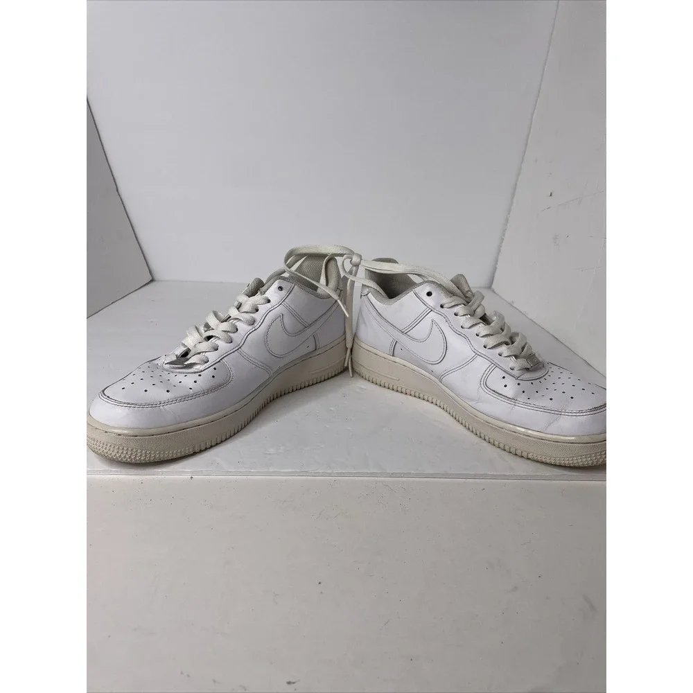 Nike Air Force 1 Low Triple White Shoes Womens Sz 9.5